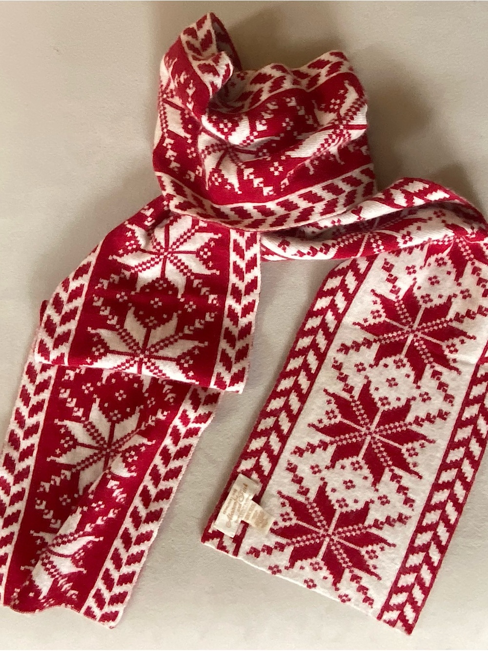 Abercrombie & Fitch Red and White Fair Isle Scarf